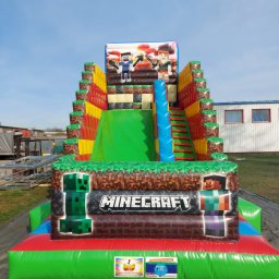 Dmuchana zjeżdżalnia 