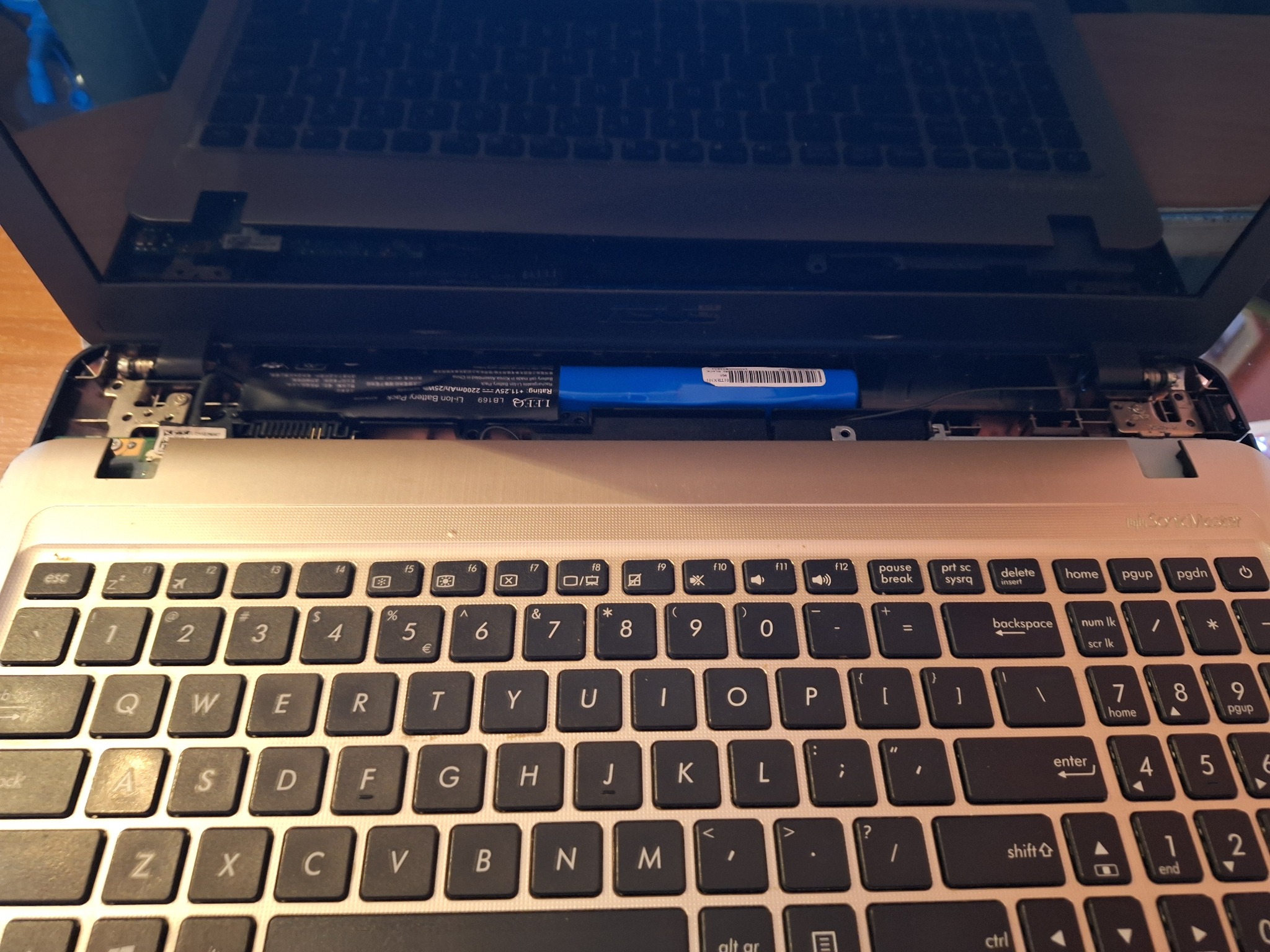 Zmiana na nową baterię