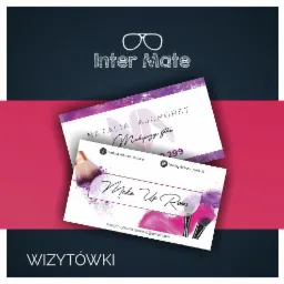 Dwie wizytówki z motywem makijażu, jedna z imieniem i nazwiskiem Natalia Ajchorst i napisem 'Makijaży stha', druga z napisem 'Make Up Room' i grafiką pędzli do makijażu, na tle z napisem 'Wizytówki'.