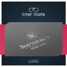 Wizytówka z logo i nazwą firmy 'Skrzyszewscy klinika urody' na szarym tle z elementami w kolorze fuksji i granatowym.