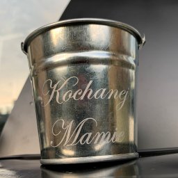 Stalowe doniczki okolicznościowe