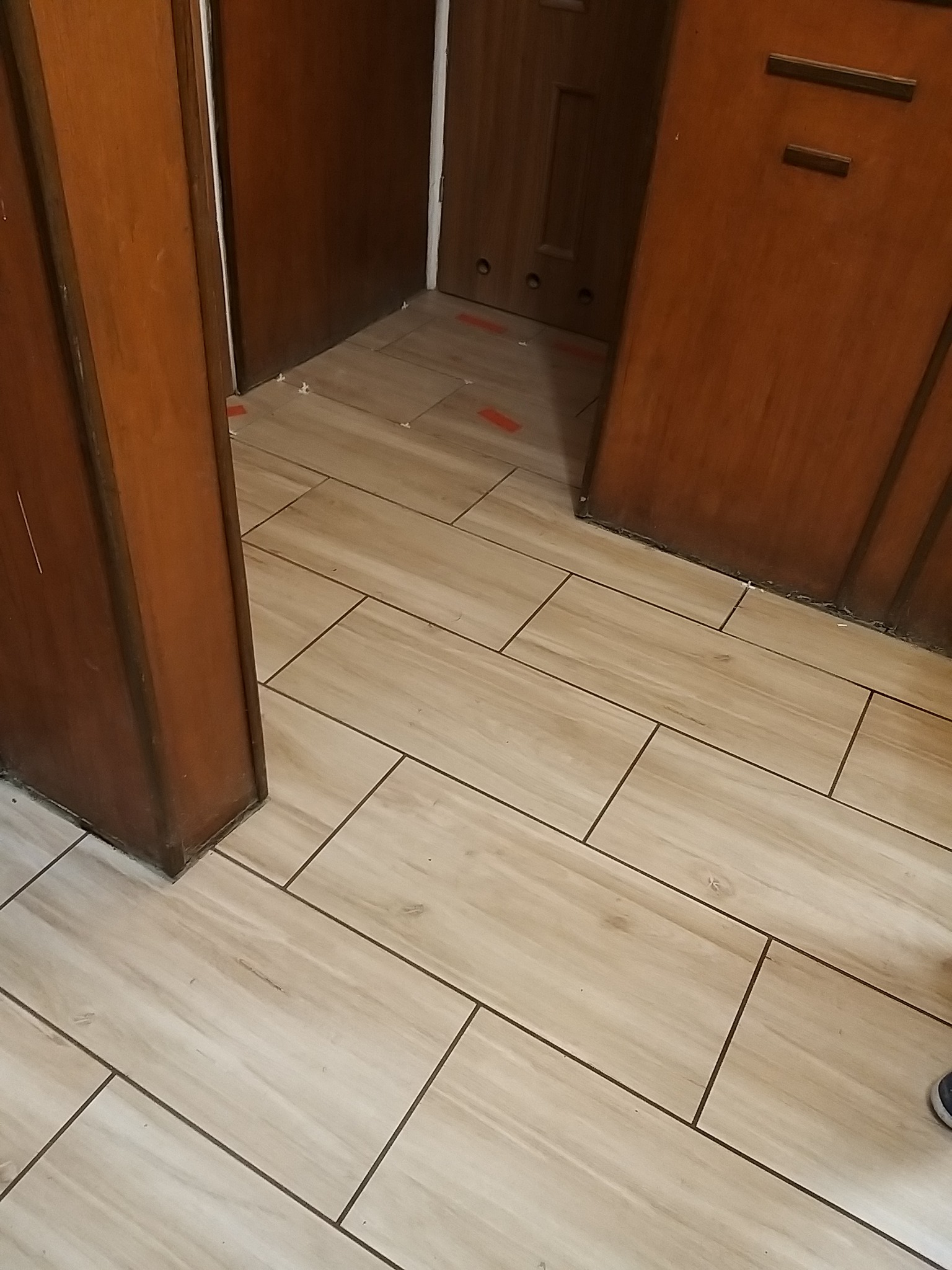 Kafelki na podłodze w przedpokoju, to jest to co lubię najbardziej