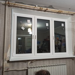 ANDRII LASHCHENKO - Montaż okien