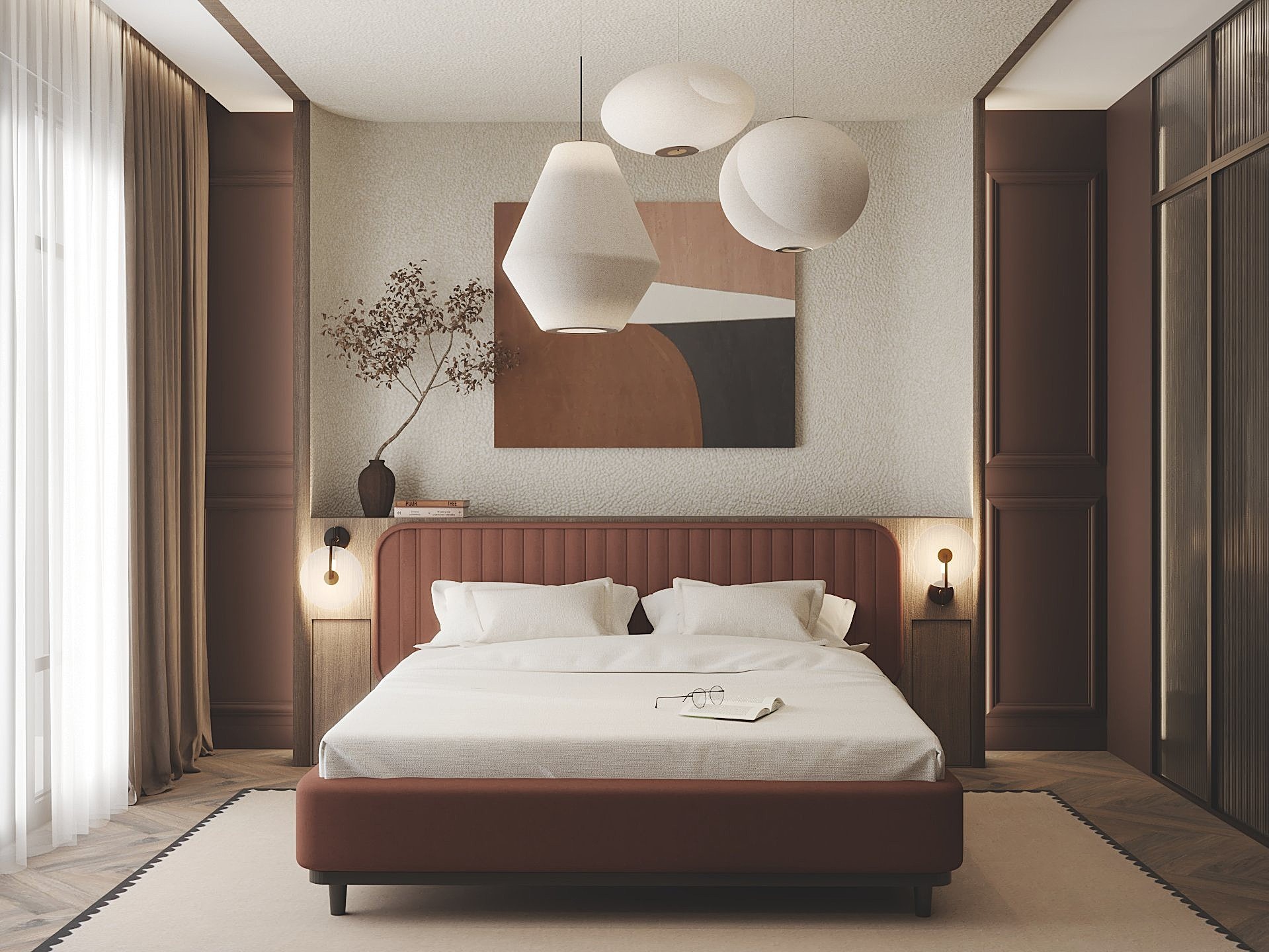 Elegancka sypialnia w odcieniach brązu i beżu. Minimalistyczne lampy wiszące, łóżko z zagłówkiem w kolorze terakoty, dekoracje ścienne i subtelne oświetlenie boczne.