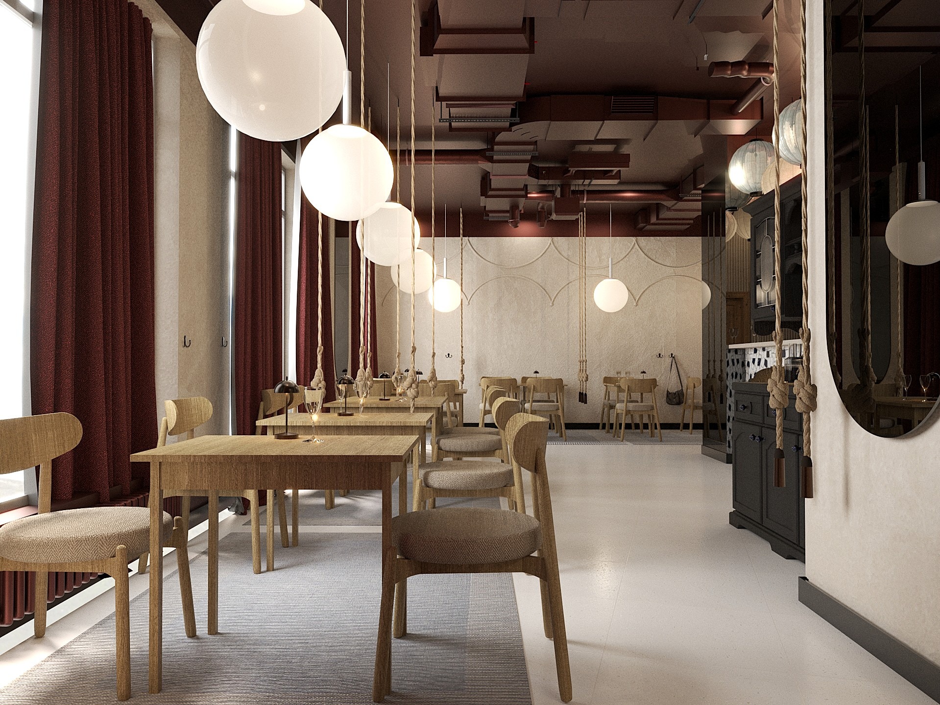 Wnętrze restauracji z drewnianymi stołami i krzesłami, oświetlone wiszącymi kulistymi lampami. Ciemnoczerwone zasłony i elementy dekoracyjne na suficie.
