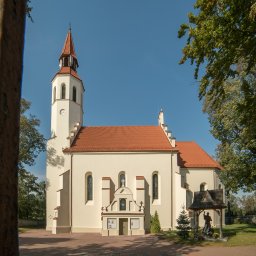 Renowacja elewacji oraz remont dachu kościoła parafialnego w Rzgowie