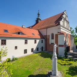 Renowacja elewacji klasztoru Sióstr Urszulanek w Sieradzu