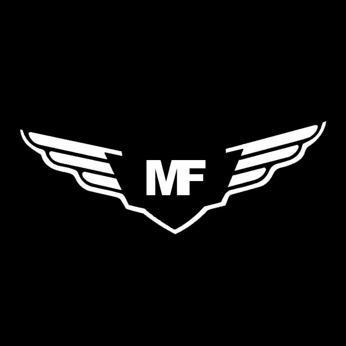 Czarno-białe logo w kształcie tarczy z rozpostartymi skrzydłami, zawierające inicjały 'MF'.