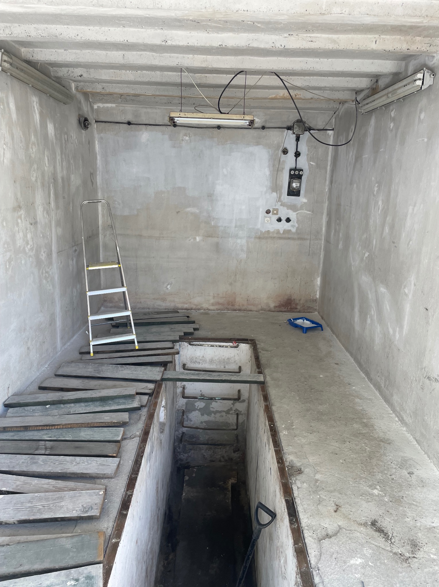 Szpachlowanie i malowanie