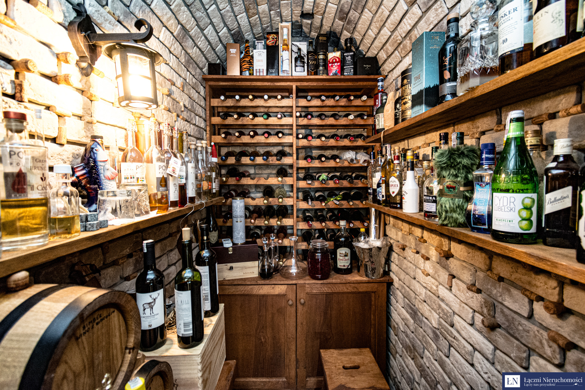 Dobra sesja zdjęciowa to jedno z najważniejszych elementów skutecznej sprzedaży - zobacz jak to robimy !