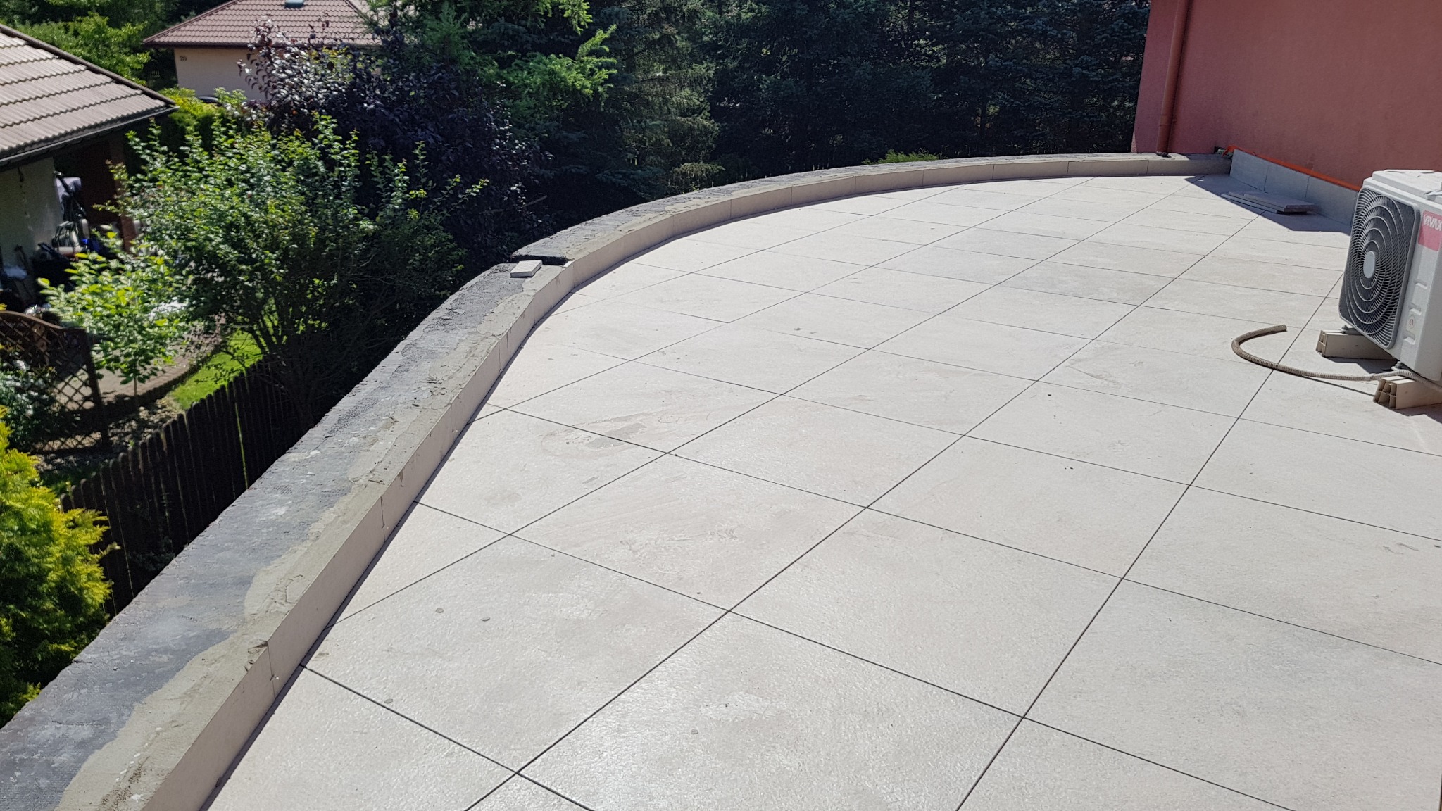 Kompleksowa realizacja tarasu wentylowanego wraz z obróbką blacharską