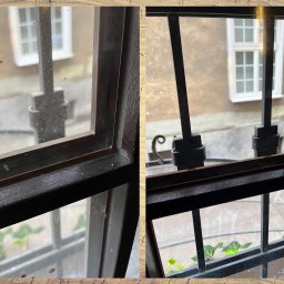 Nat-Lux Paulina Cech - Porównanie okna przed i po czyszczeniu: po lewej stronie brudne szyby z widocznymi smugami i osadami, po prawej czyste, przejrzyste okno z odbiciem światła słonecznego i widoczną roślinnością...