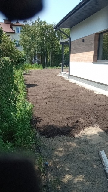 Nasza firma zajmuje się wycinka i pielęgnacja ogrodu i przygotowanie terenu pod budowę domu bloku