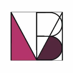 Abstrakcyjne logo w kwadracie, z geometrycznymi kształtami w odcieniach różu i czerni, tworzące litery 'M' i 'B'.