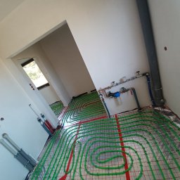 Monter instalacji sanitarnych , CO, źródeł ciepła - Wysokiej Jakości Magazyn Energii 10kwh Kielce