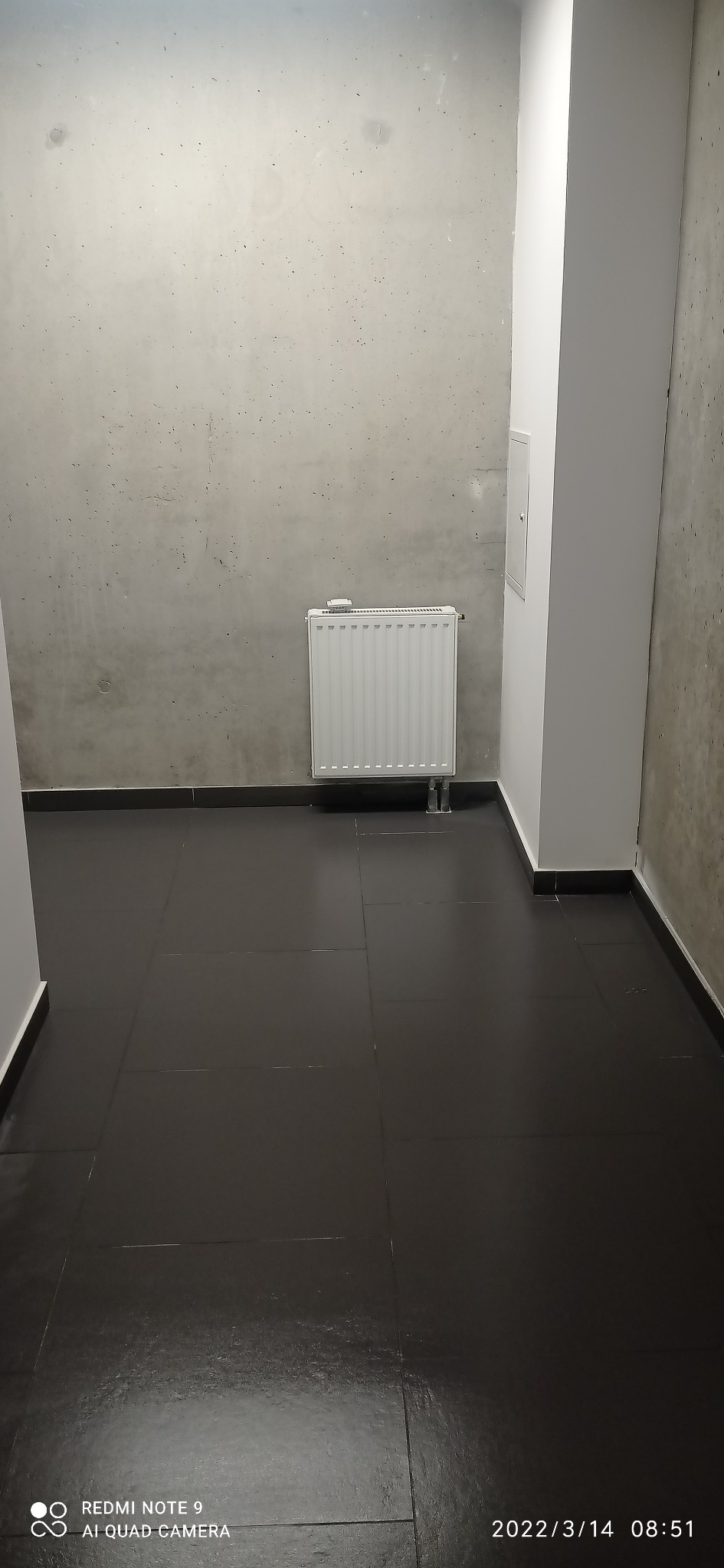 Sprzątanie i czyszczenie garaży i klatek i korytarzy