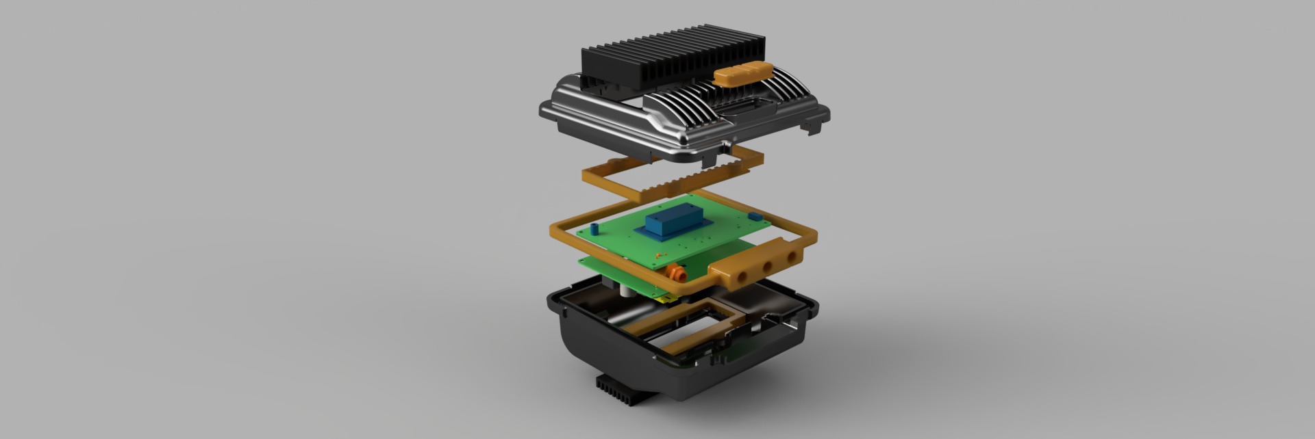 Rozłożony widok 3D obudowy elektronicznej z widocznymi elementami wewnętrznymi, takimi jak płytki drukowane i radiatory, na szarym tle.