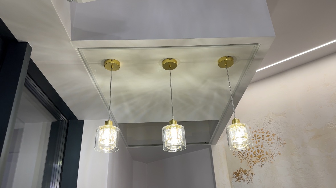 Montaż lamp i taśmy LED