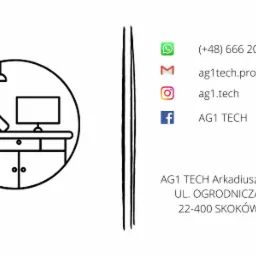 Minimalistyczne logo firmy AG1 TECH przedstawiające biurko z komputerem i książkami w okręgu, obok dane kontaktowe i adres.