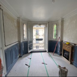 Marcin Stadniczenko Usługi Remontowo Budowlane - Zabezpieczenie podłoża i rozłożenie elektryki w pomieszczeniu