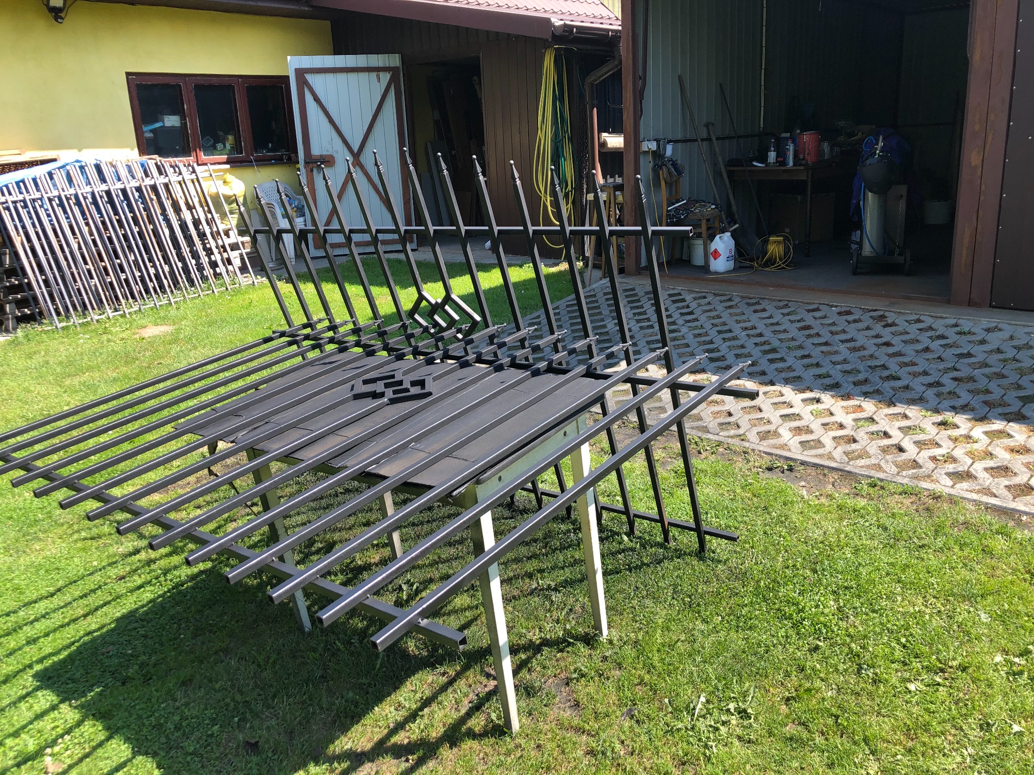 Przęsła ogrodzeniowe