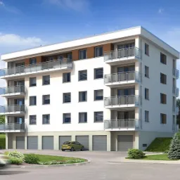 Wizualizacja czterokondygnacyjnego budynku wielorodzinnego z białymi ścianami i balkonami z szklanymi balustradami, z garażami na poziomie parteru i zielonym samochodem osobowym parkującym przed nimi.