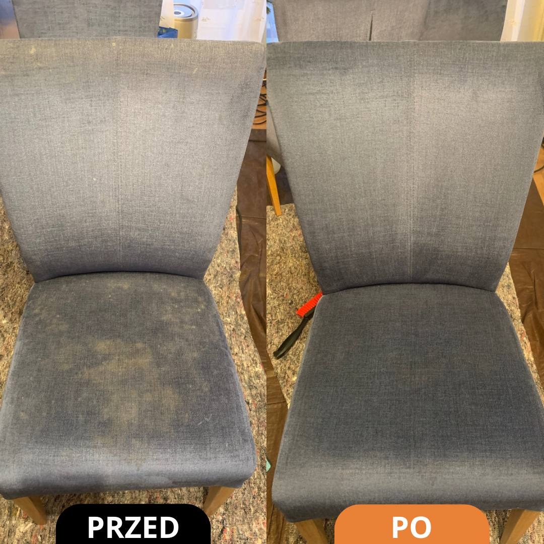 Krzesło tapicerowane przed i po czyszczeniu, widoczne plamy i zabrudzenia usunięte, obok krzesła leży szczotka do czyszczenia tapicerki.