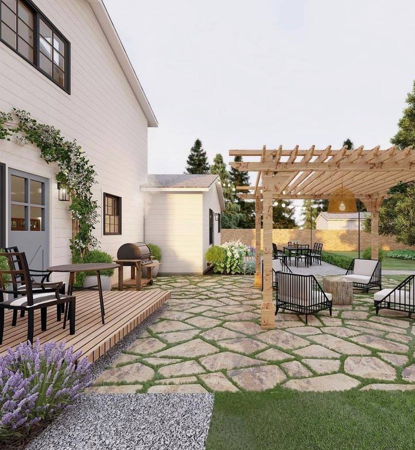 Projekt ogrodu z drewnianym tarasem, kamienną ścieżką z trawą między kamieniami, pergolą i meblami ogrodowymi w stylu nowoczesnej stodoły.