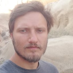 Graphic Designer / Filmowiec / Fotograf - Drukowanie Wielkoformatowe Kraków