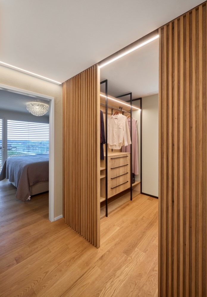 Garderoba wykonana z płyty Egger Halifax naturalny...