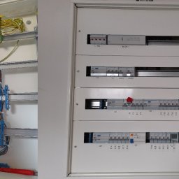 Budownictwo Wykończenia Remonty - Rozdzielnica w lokalu usługowym