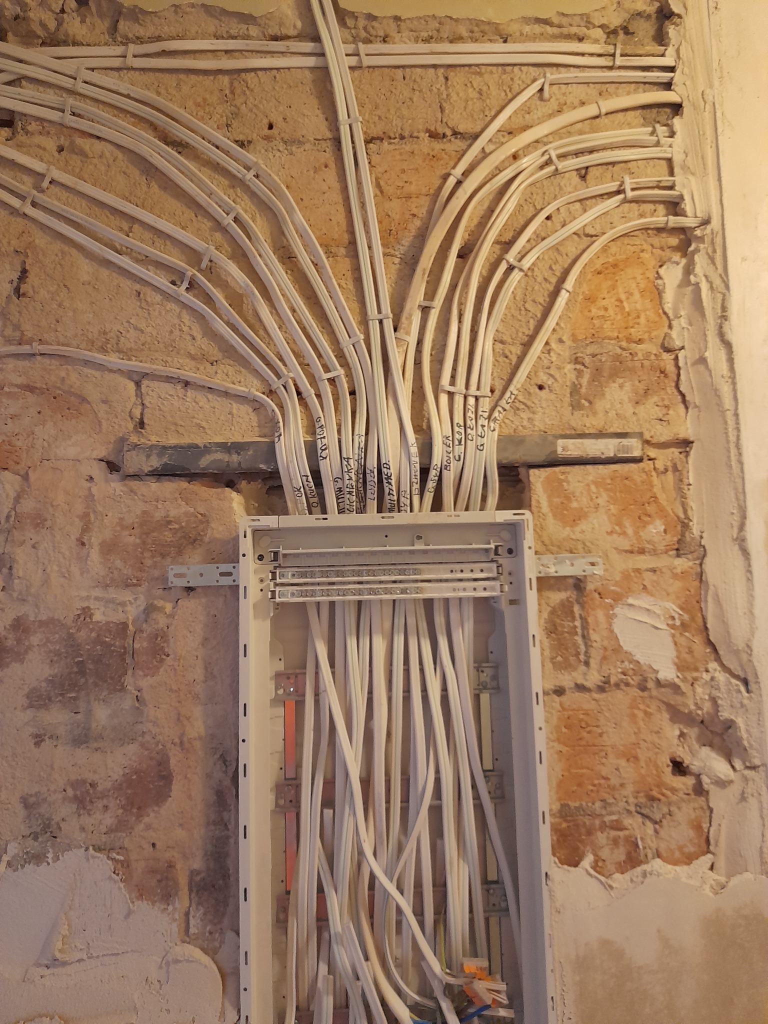 Nowa instalacja w mieszkaniu