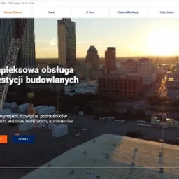 Strona internetowa firmy DZWIGAM.PL z widokiem na miasto o wschodzie słońca, oferującej kompleksową obsługę inwestycji budowlanych oraz wynajem dźwigów, podnośników i kontenerów.