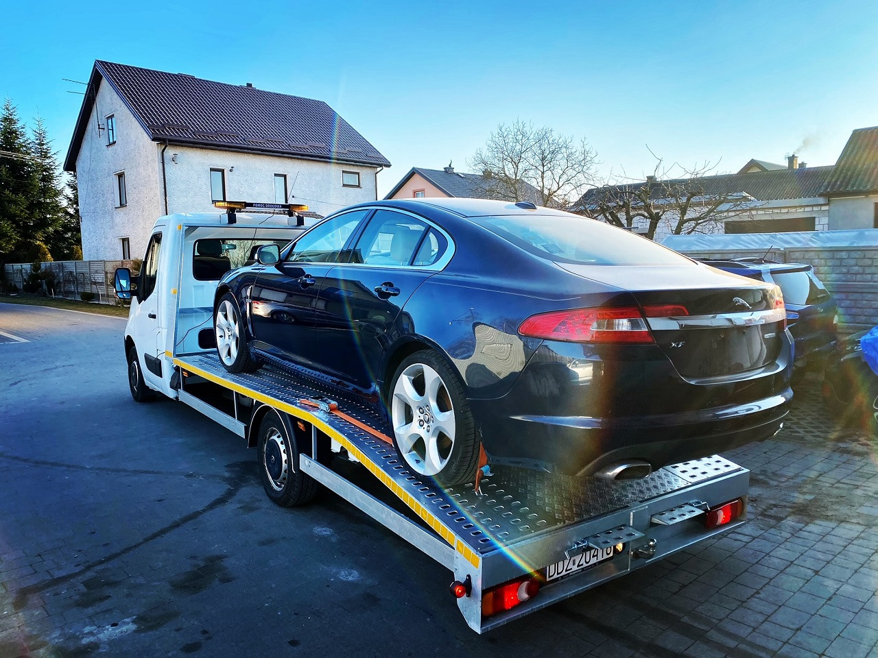 Transport Jagurara XF 4.2 V8!