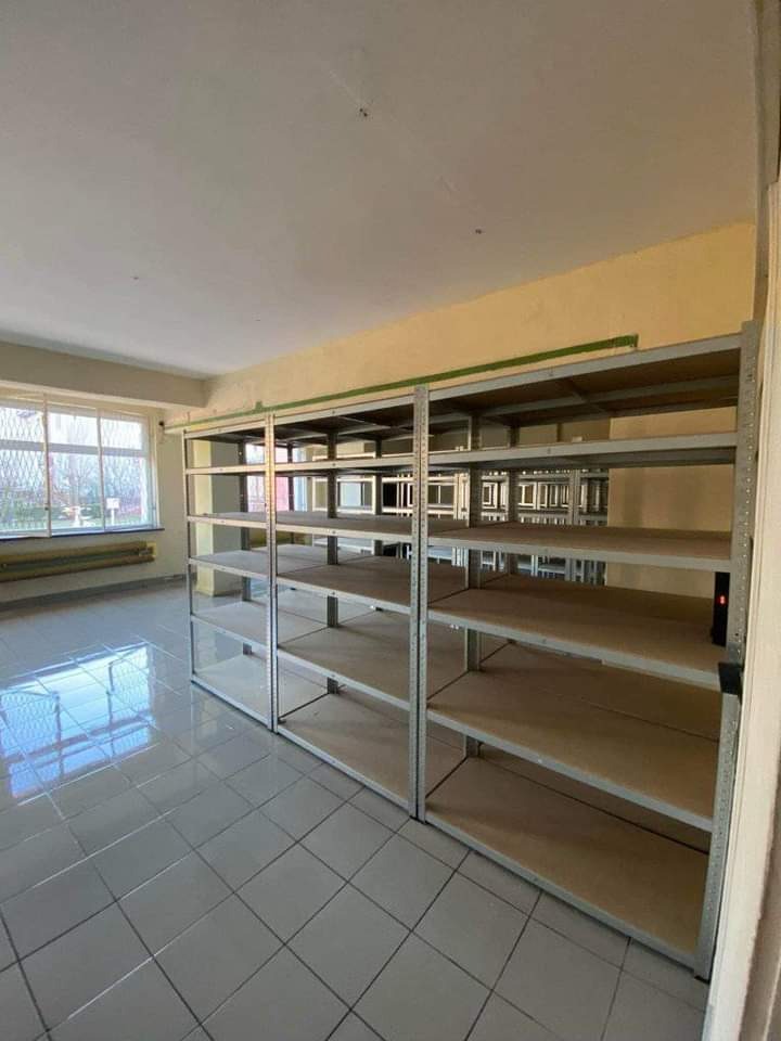 Sprzątanie magazynu 130m w jeden dzień