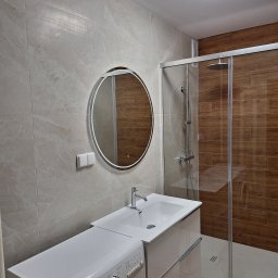 Adam Orłowski - Remont łazienki Prudnik