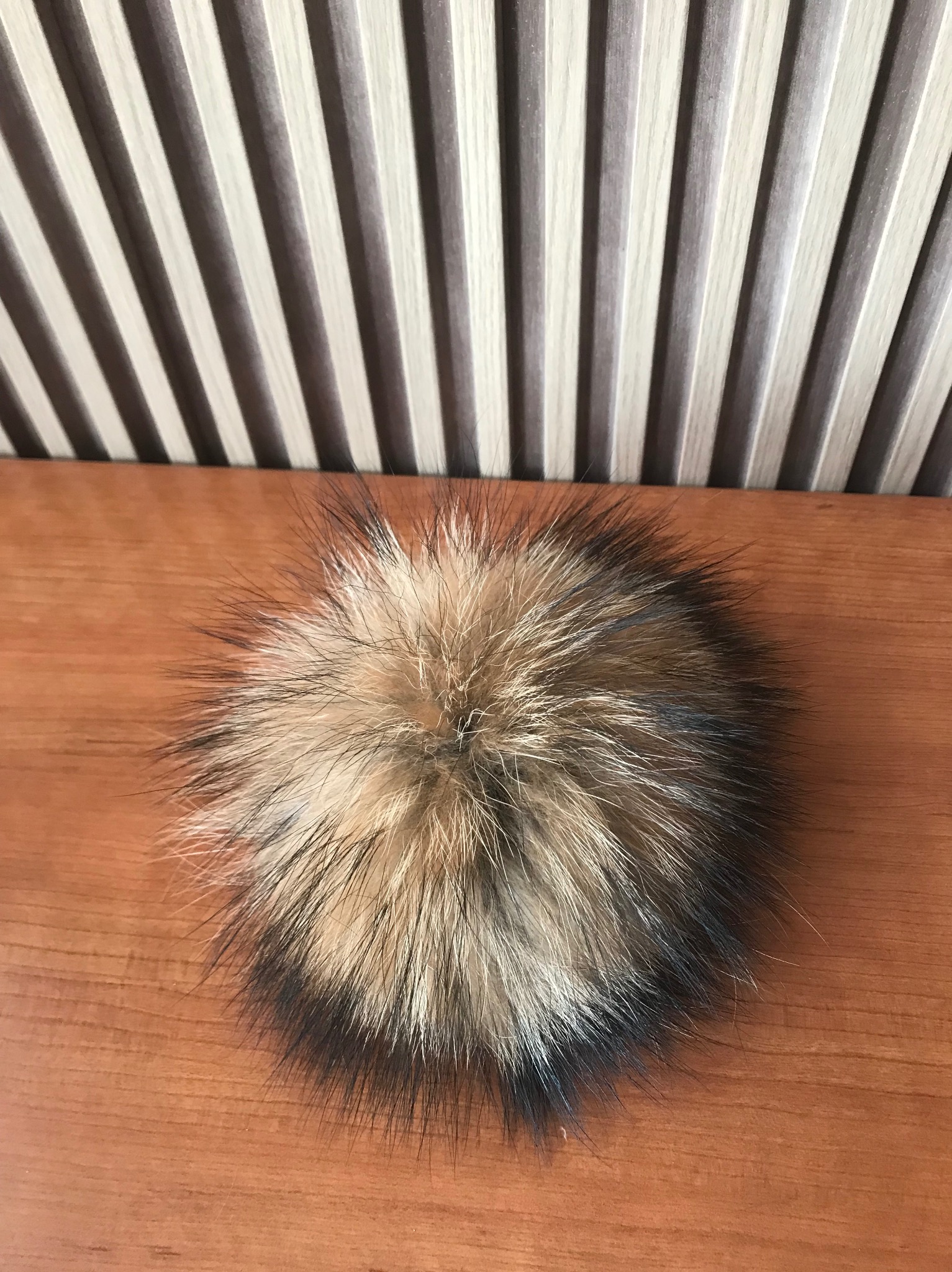 Pompon na zatrzaski można zamawiać