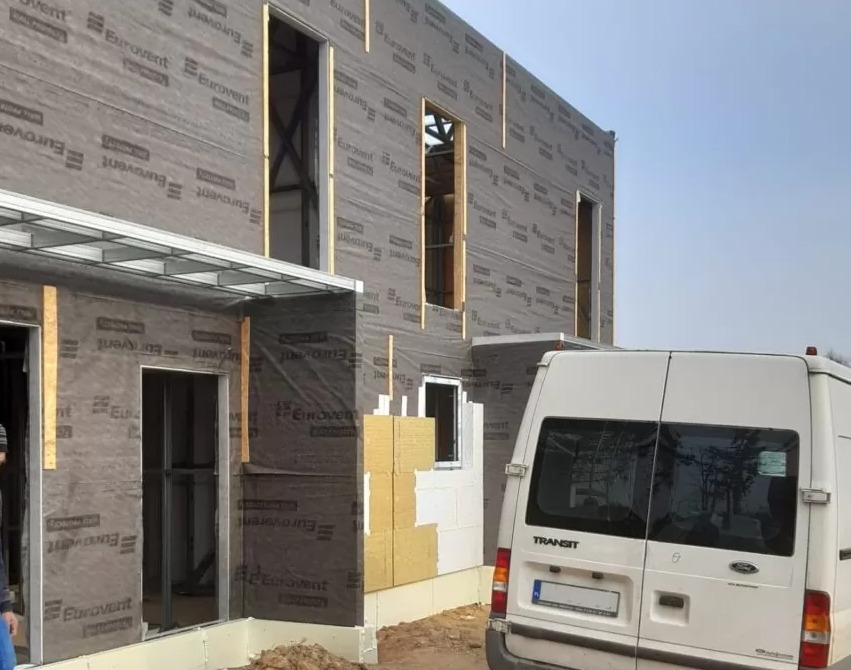 bliźniak w konstrukcji stalowej