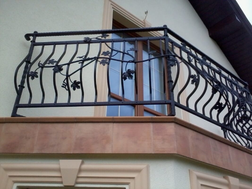Balustrada zewnętrzna kuta wykonana w okolicy Ropczyc
