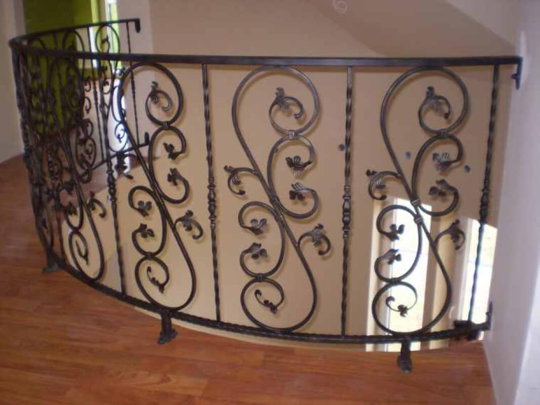 Balustrada wewnętrzna kuta wykonana w okolicy Ropczyc