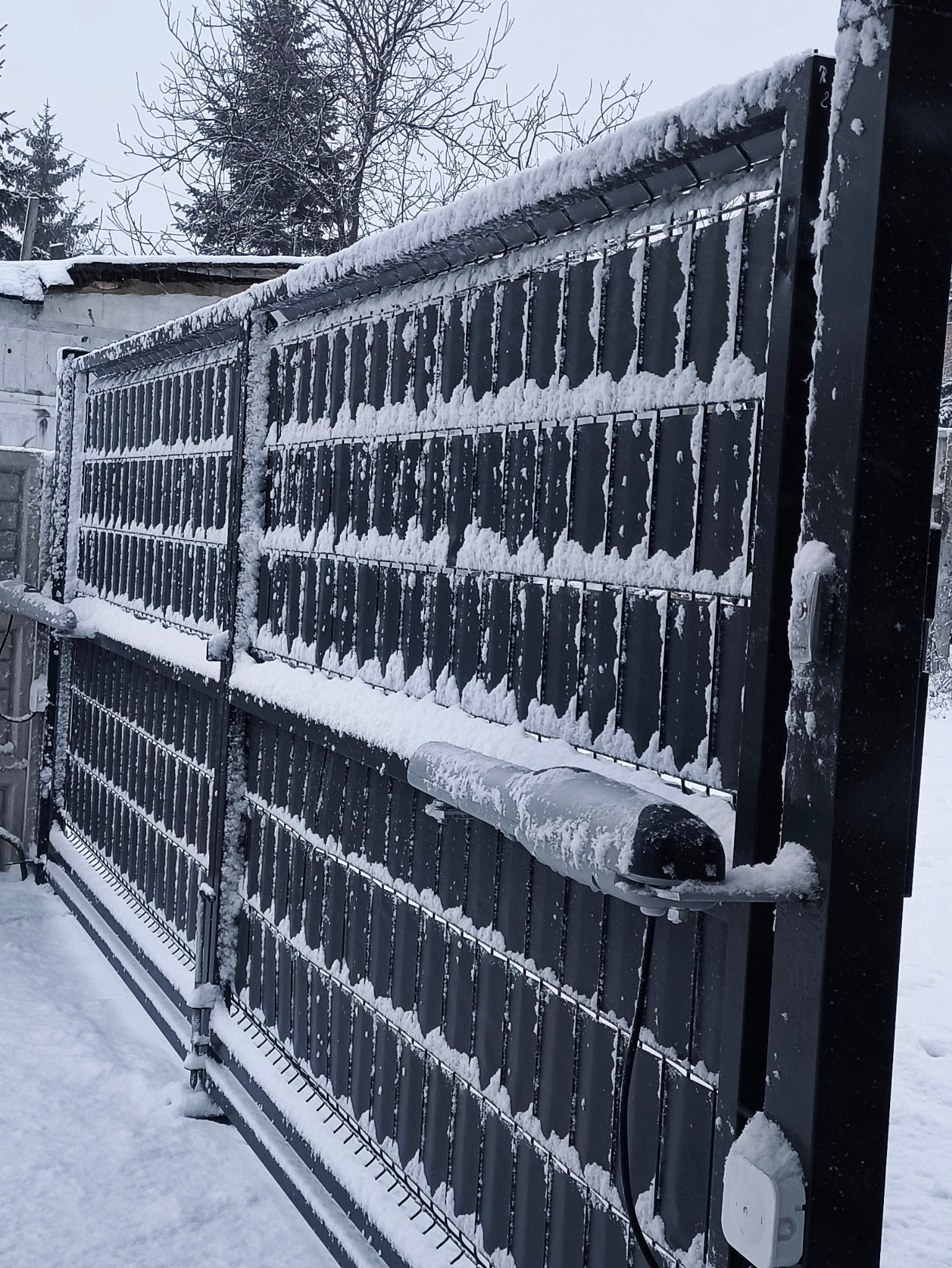 Udany montaż pomimo niesprzyjających warunków atmosferycznych :)