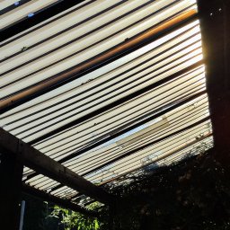 Stary daszek z altany