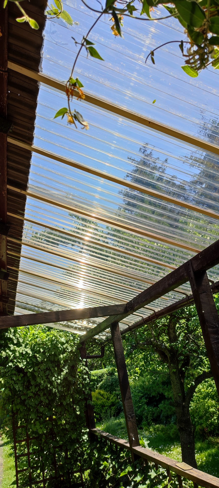 Nowy daszek zrobiony z plexi wraz z wymianą listew