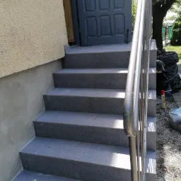 Ratowanie 40-letnich schodów, z powodzeniem