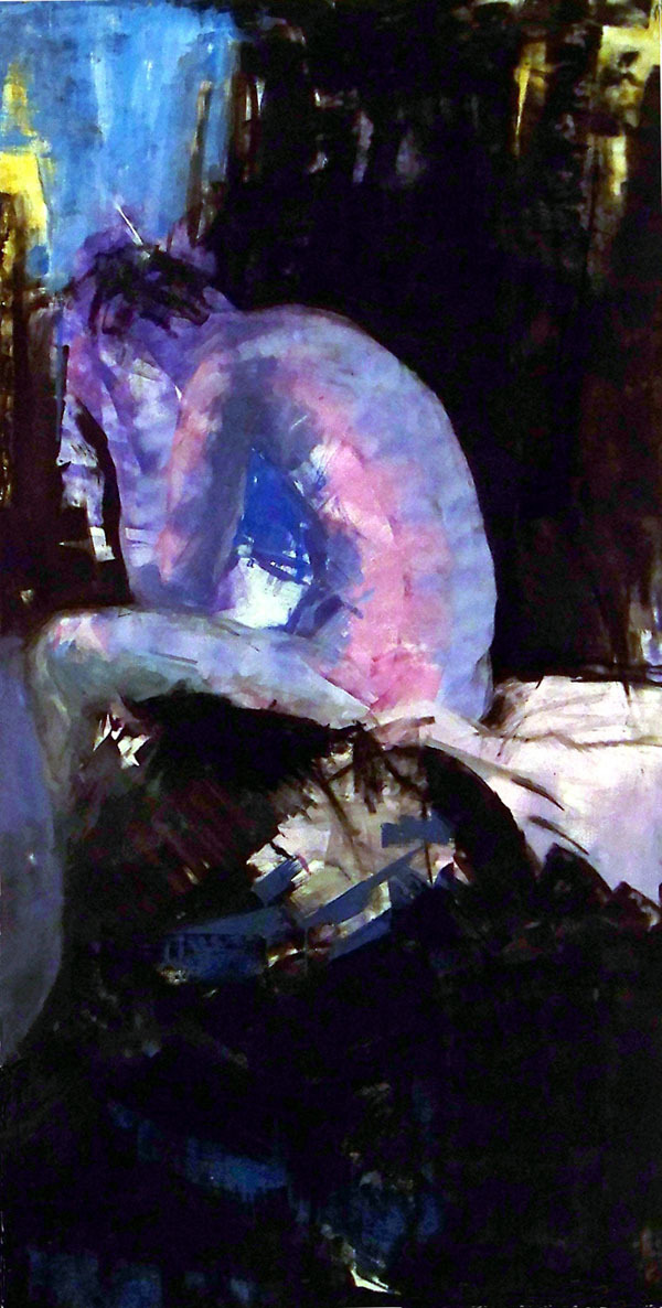 Abstrakcyjne malowidło przedstawiające siedzącą postać w odcieniach fioletu, różu i błękitu na ciemnym tle, z ekspresyjnymi pociągnięciami pędzla i widoczną fakturą farby olejnej.