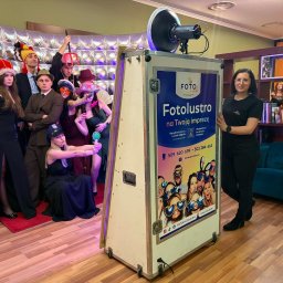 FotoCool Marta Gmyr - fotolustro wynajem