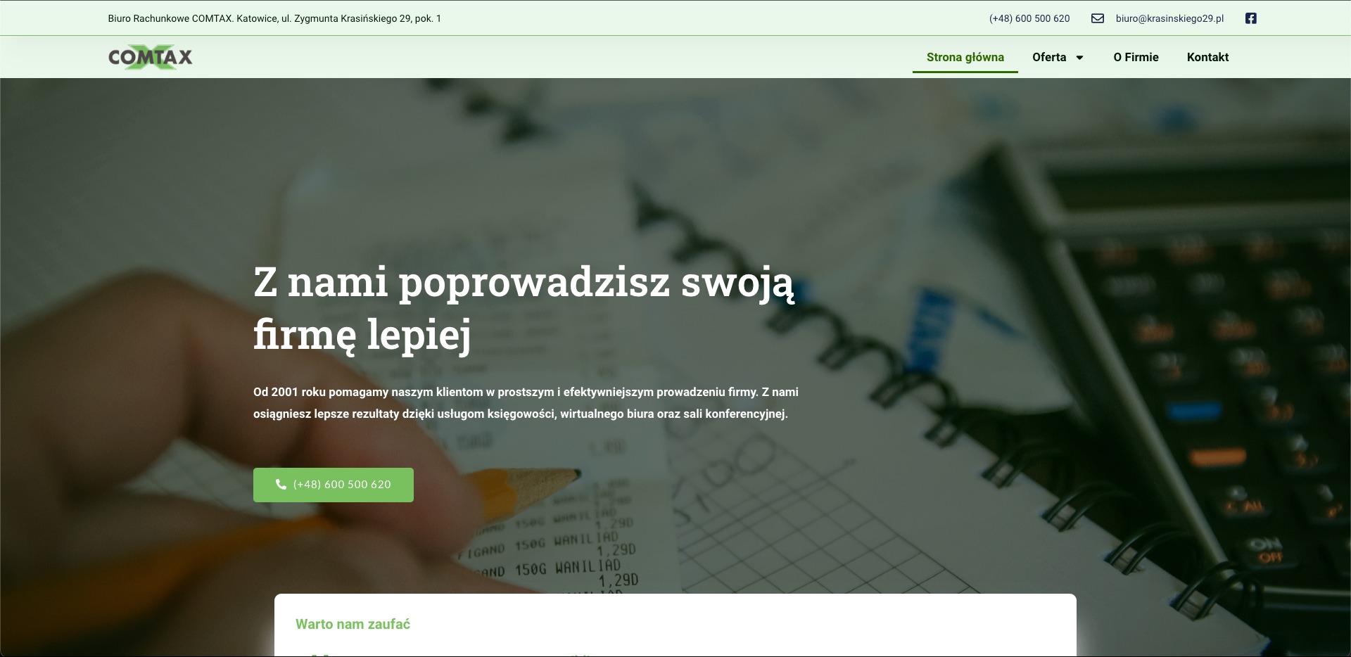 Strona internetowa biura rachunkowego Comtax z Katowic, prezentująca ofertę usług księgowych, wirtualnego biura i wynajmu sal konferencyjnych, widoczny notatnik, kalkulator oraz ołówek.