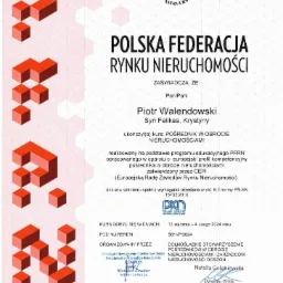 Zaświadczenie o ukończeniu kursu Pośrednik w obrocie nieruchomości Polskiej Federacji Rynku Nieruchomości