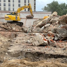 Rozbiórki budynków Kuśmierki 4