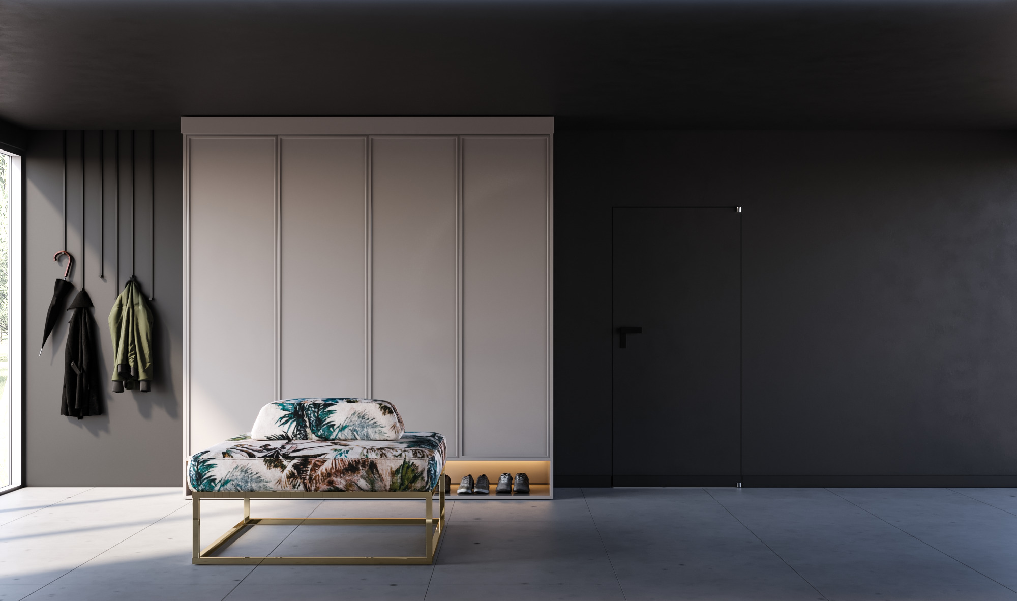 Minimalistyczne wnętrze z dużą, jasną szafą, tapicerowanym siedziskiem w tropikalne wzory na złotym stelażu, wiszącymi płaszczami i parasolem, oraz dyskretnym oświetleniem pod szafą eksponującym buty.